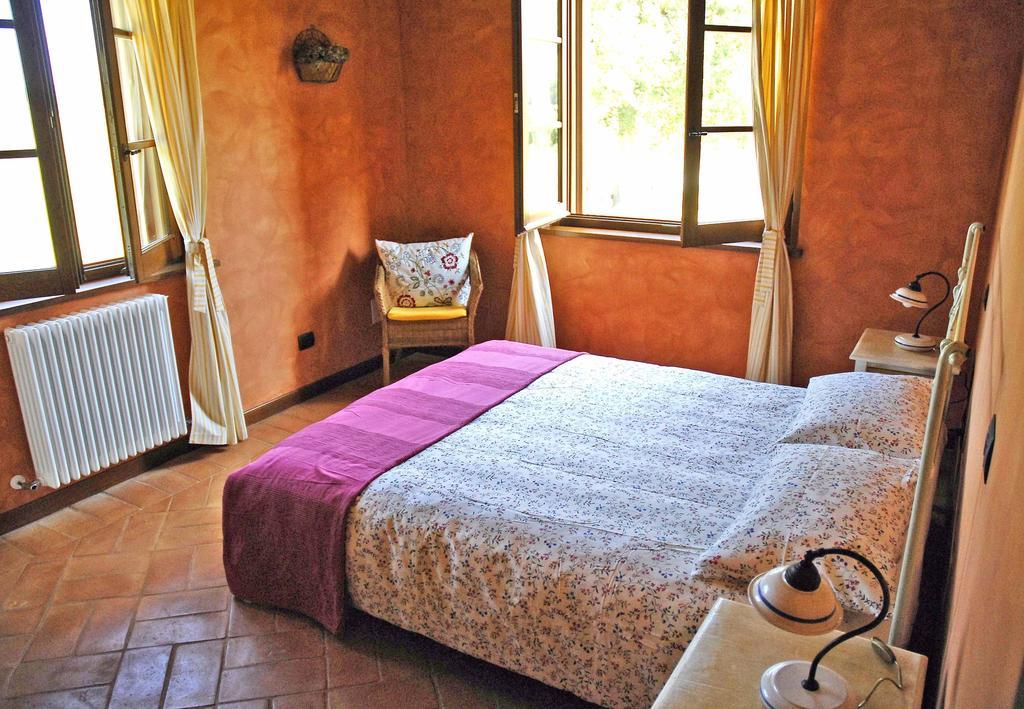 Casale San Rufino D'Arce Guest House Assisi Room photo